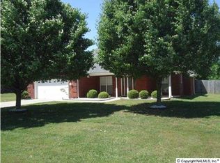 210 Morning Star Dr, Huntsville, AL 35811