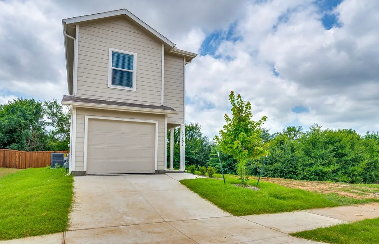 4 bed, 1535 sqft, $1,995 — Photo 1