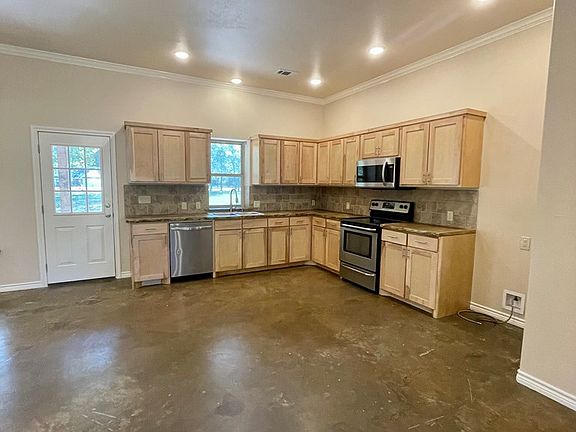 2nd image of 53 Westview Cir