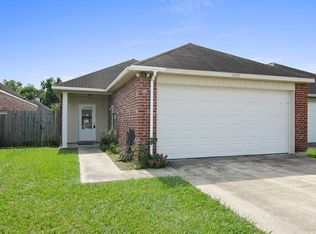 9270 Pecan Tree Dr, Baton Rouge, LA 70810