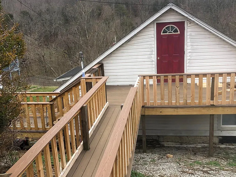 354 E Antioch Ave — Photo 6