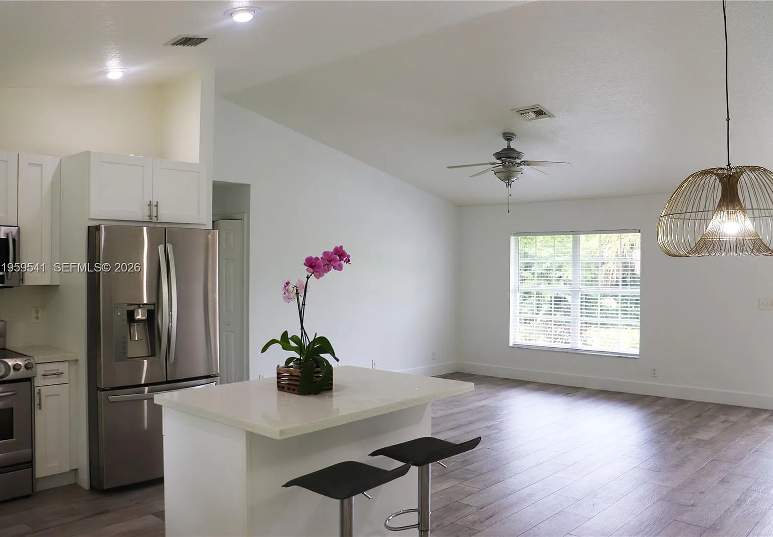 3 bed, 2.0 bath, $3,795 — Photo 4