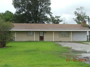 564 Landry Ln, Sulphur, LA 70663