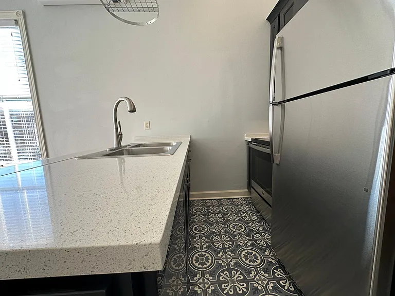 904 Scott St #5 — Photo 13