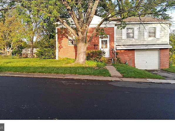 44 Memorial Ave, Cumberland, MD 21502