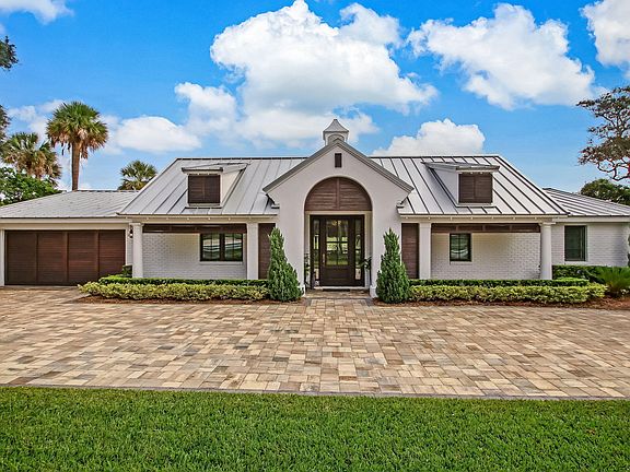 3rd image of 233 San Juan Dr