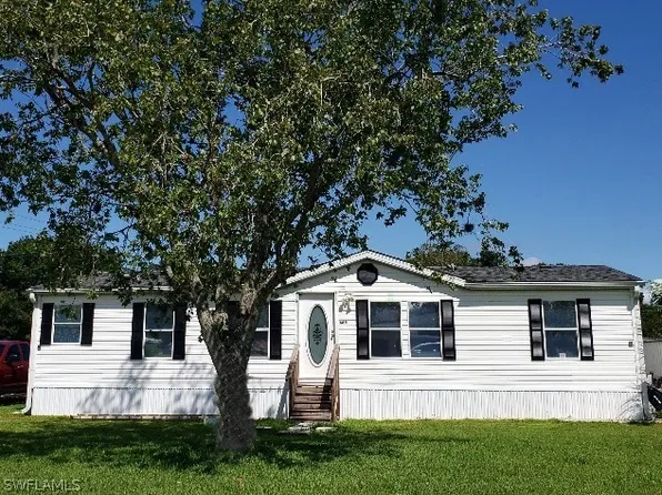 685 Avenue E NW, Moore Haven, FL 33471