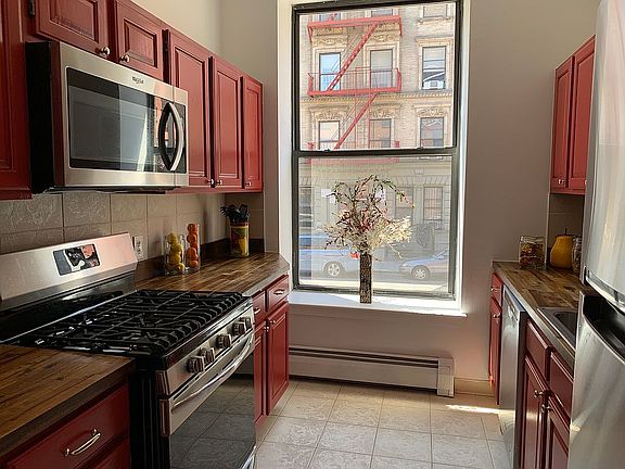 2nd image of 233 W 122nd St
