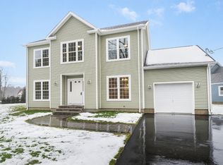 24 Park Pl, Flanders, NJ 07836