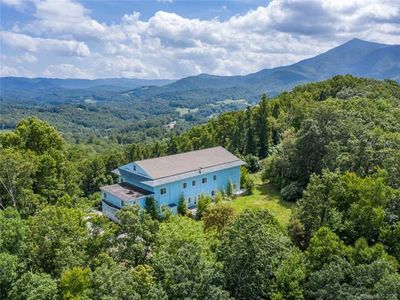 548 Thorncrest Dr #33 & 20, Burnsville, NC, 28714