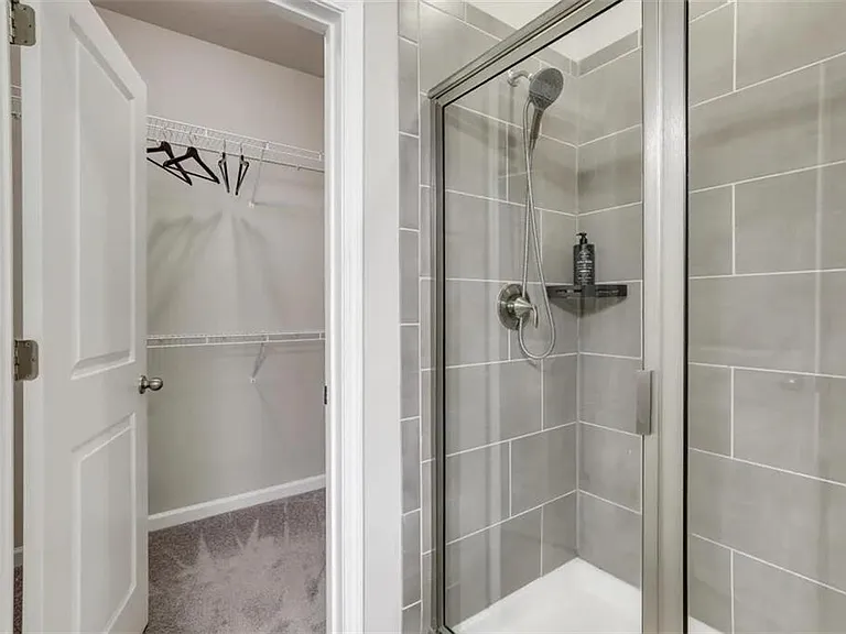 2525 Norwood Park Xing — Photo 17