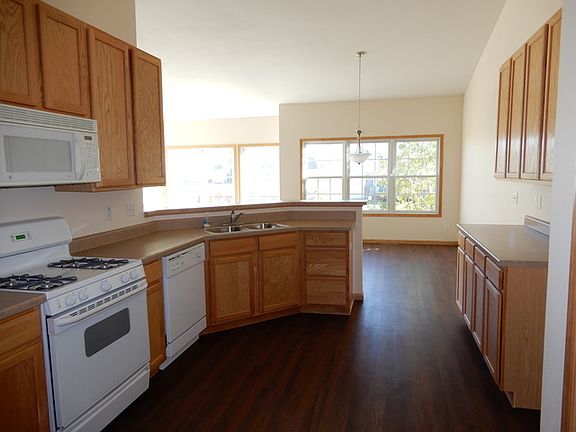 2nd image of 496 Prairie Knoll Dr #0