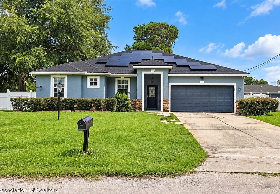 261 Raven Ave