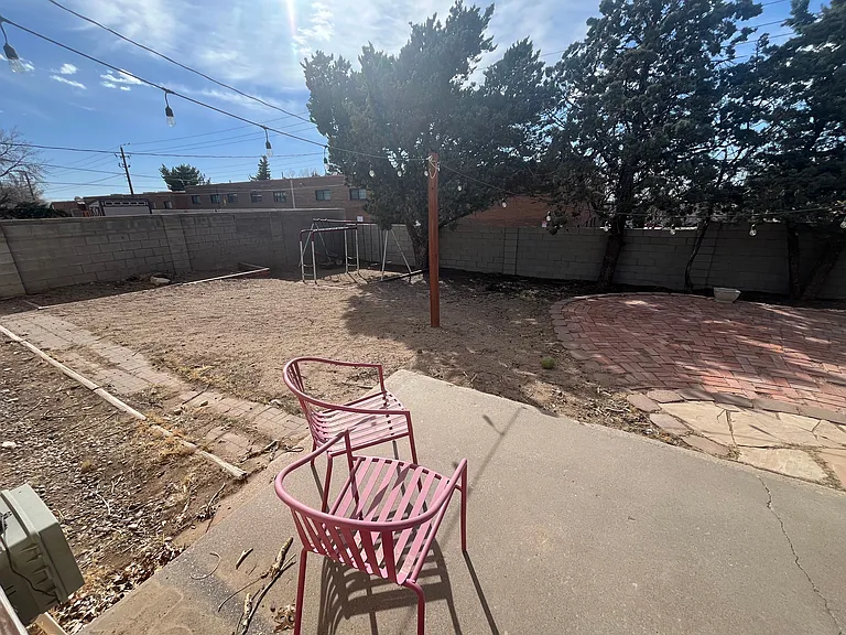 1117 Georgene Dr NE — Photo 12