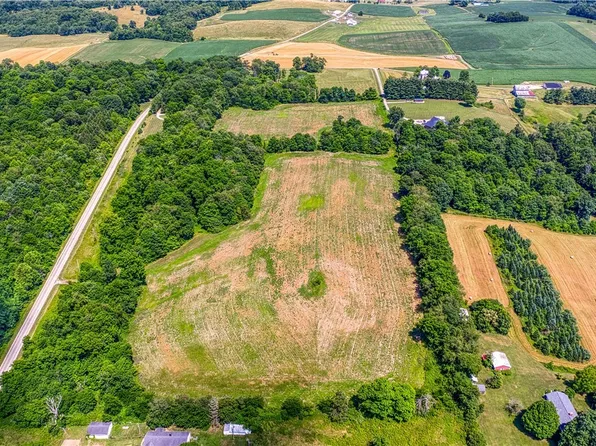 3 Hankinson Ln NE, Heath, OH 43056