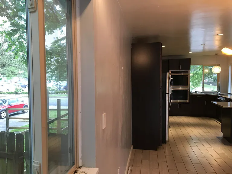 7301 Glenroie Ave — Photo 37