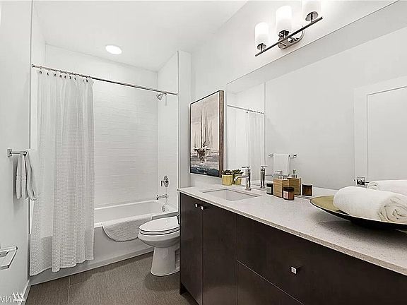 5th image of 7524 15th Ave NW