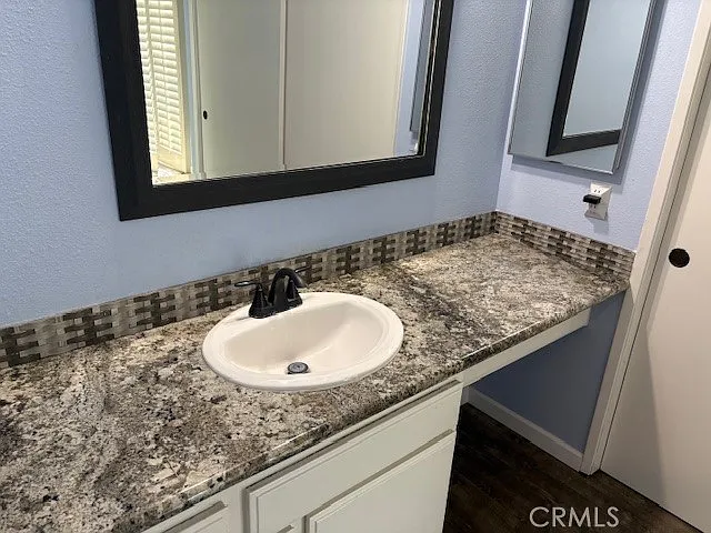 2124 Woodbriar Ct — Photo 12