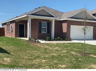 1008 James St, Howe, TX 75459