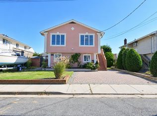 925 S Long Beach Avenue, Freeport, NY 11520