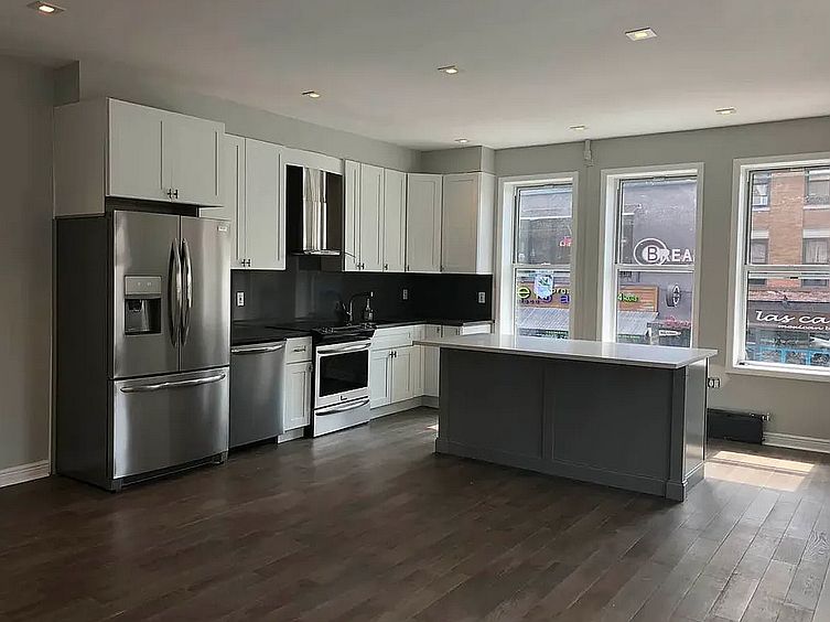 1st image of 31-89 32nd St #2