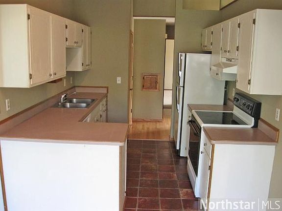4th image of 5419 Sanibel Dr