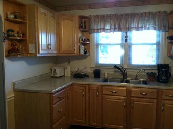 5th image of 602 Southline Dr