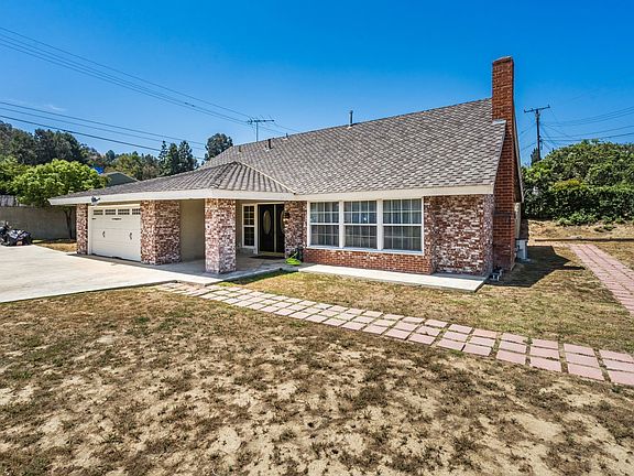 3rd image of 16142 Villa Flores Dr