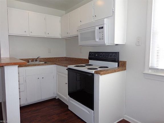 2nd image of 9616 1st Bay St APT 3