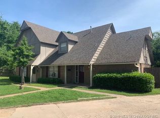 2517 E Skelly Dr, Tulsa, OK 74105