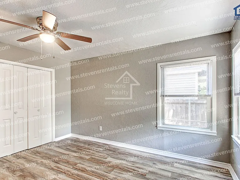1210 NW Irwin Ave — Photo 31