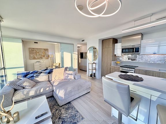 5th image of 290 Adelaide St W #3004