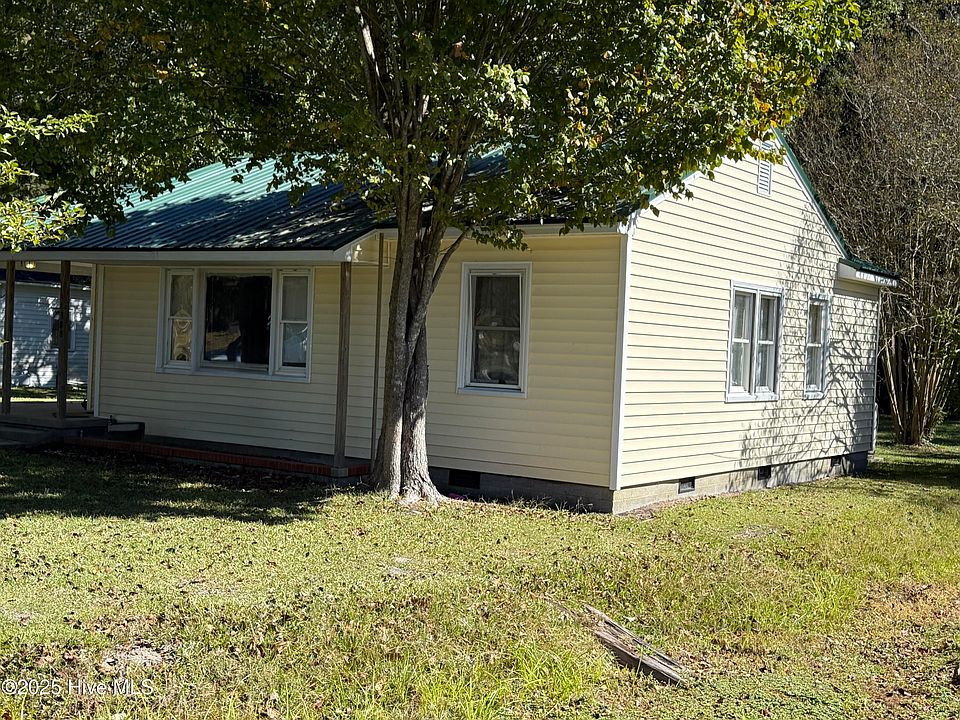 2nd image of 388 Main Street
