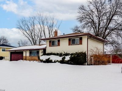 5731 Meadow Ln, Bedford Heights, OH, 44146