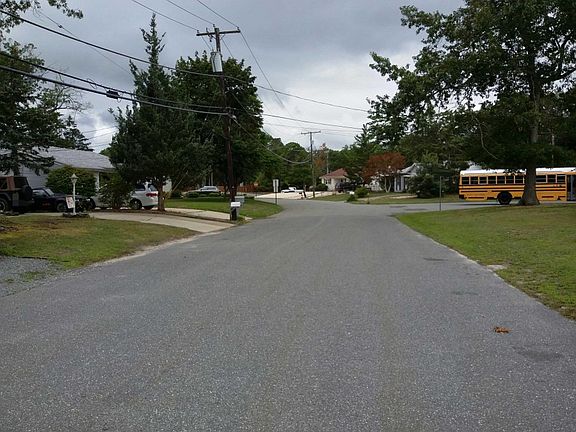 5th image of 807 Orlando Dr