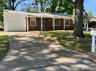 10717 Alliance Dr, Saint Louis, MO 63136