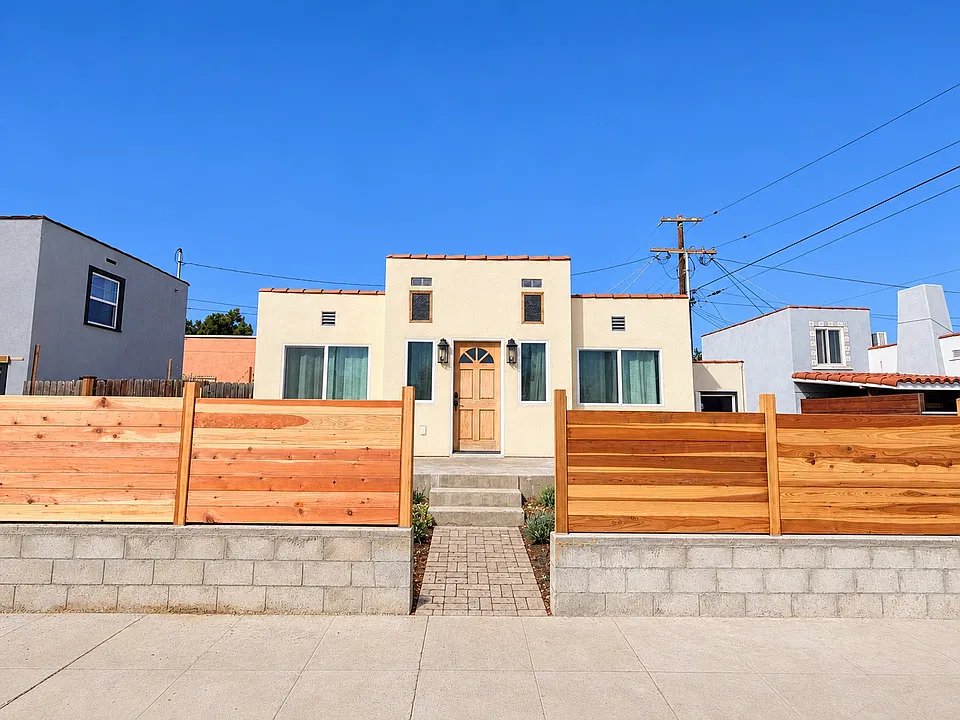 2815 W 60th St