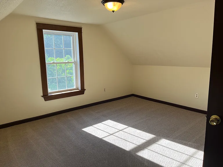 2996 Hebron Ave — Photo 8