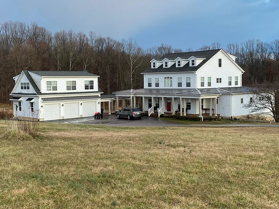 905 Governor Bridge Rd #B