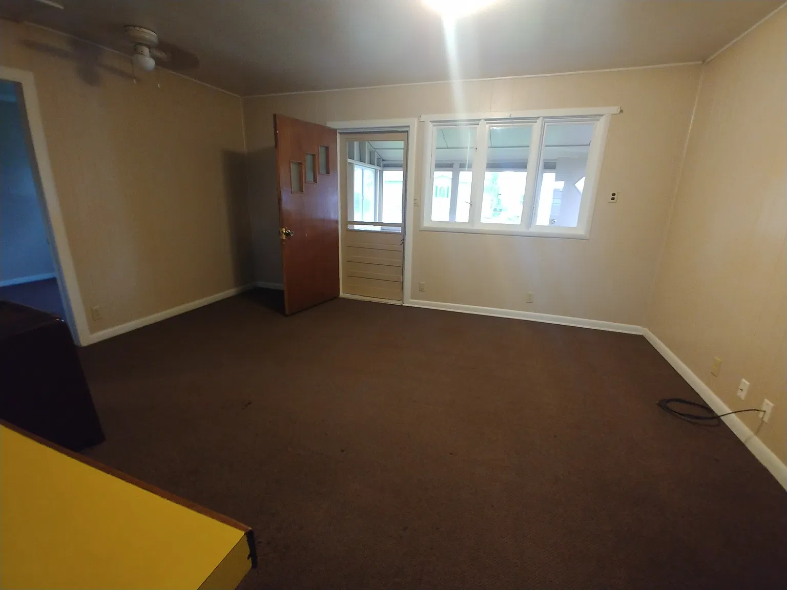 2 bed, $900 — Photo 3