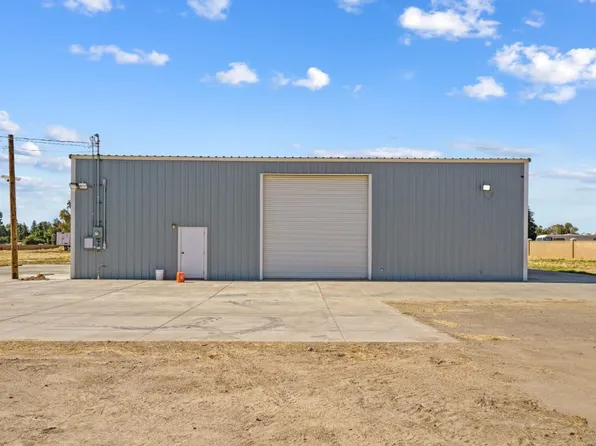 12447 E Herndon Ave #2, Clovis, CA 93619