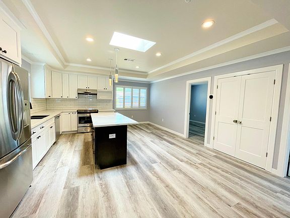 2nd image of 2235 Forbes Ave