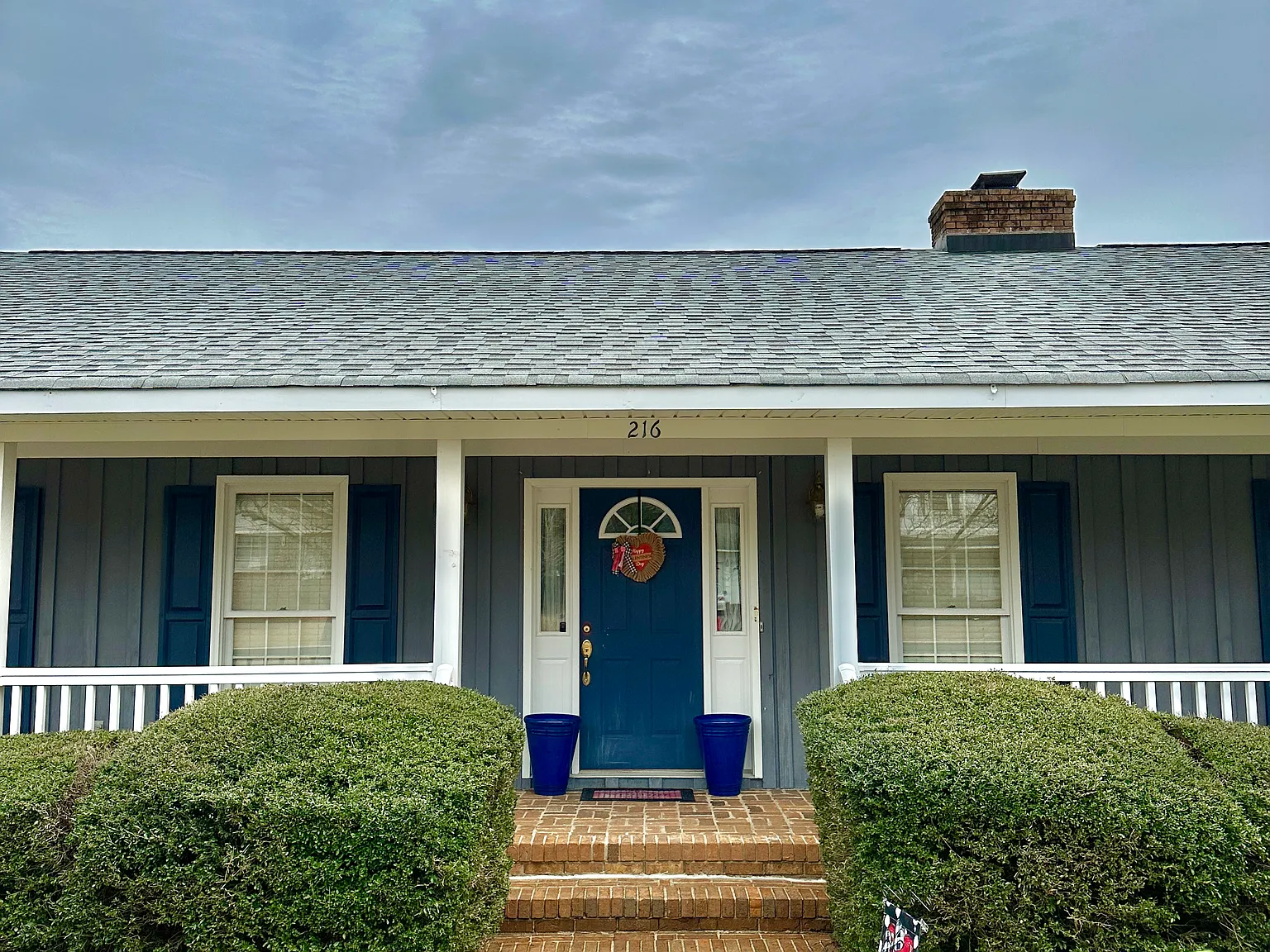 216 Leonard Cir — Photo 1
