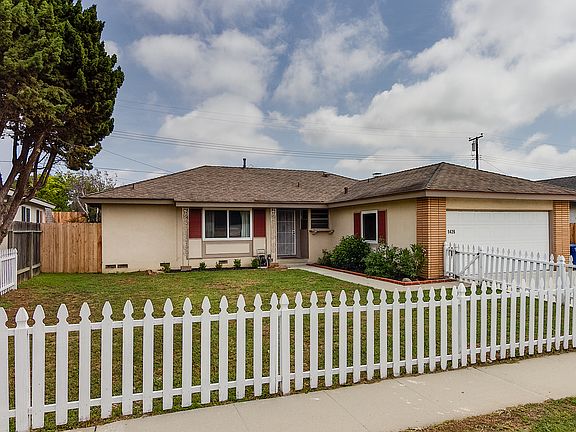 2nd image of 1426 Finch Ave