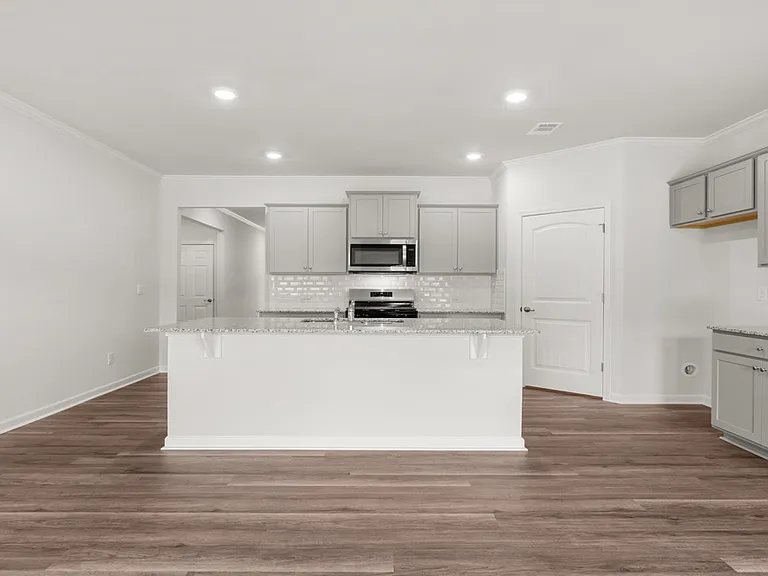 103 Babcock Dr NE — Photo 4