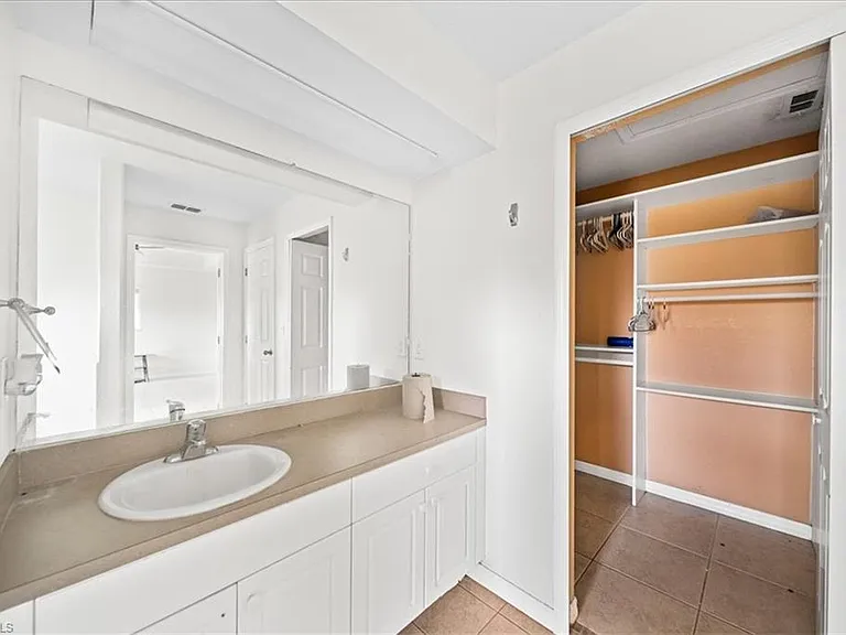 1019 Angelo Ave — Photo 21