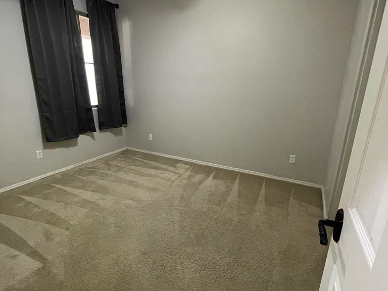 10321 W Windsor Ave — Photo 28