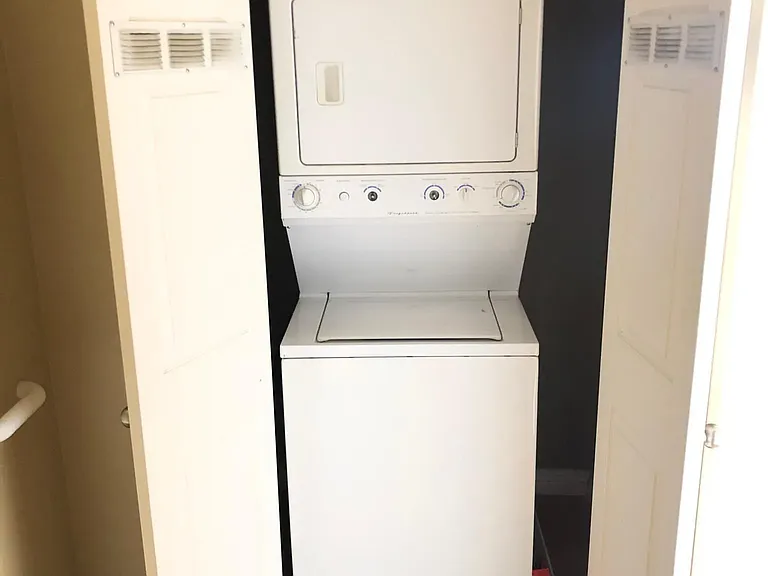 7280 Hyatt St #3 — Photo 11