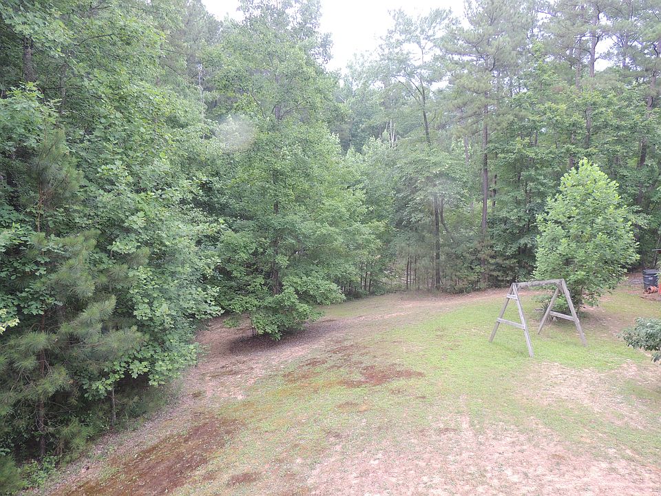 2nd image of 2056 Cole Lake Rd