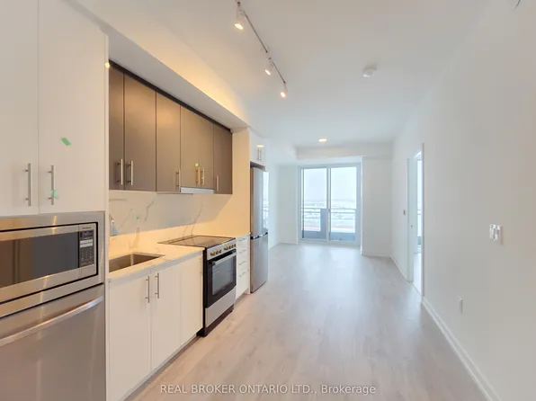 9763 Markham Rd #1208, Markham, ON L6E 0H7